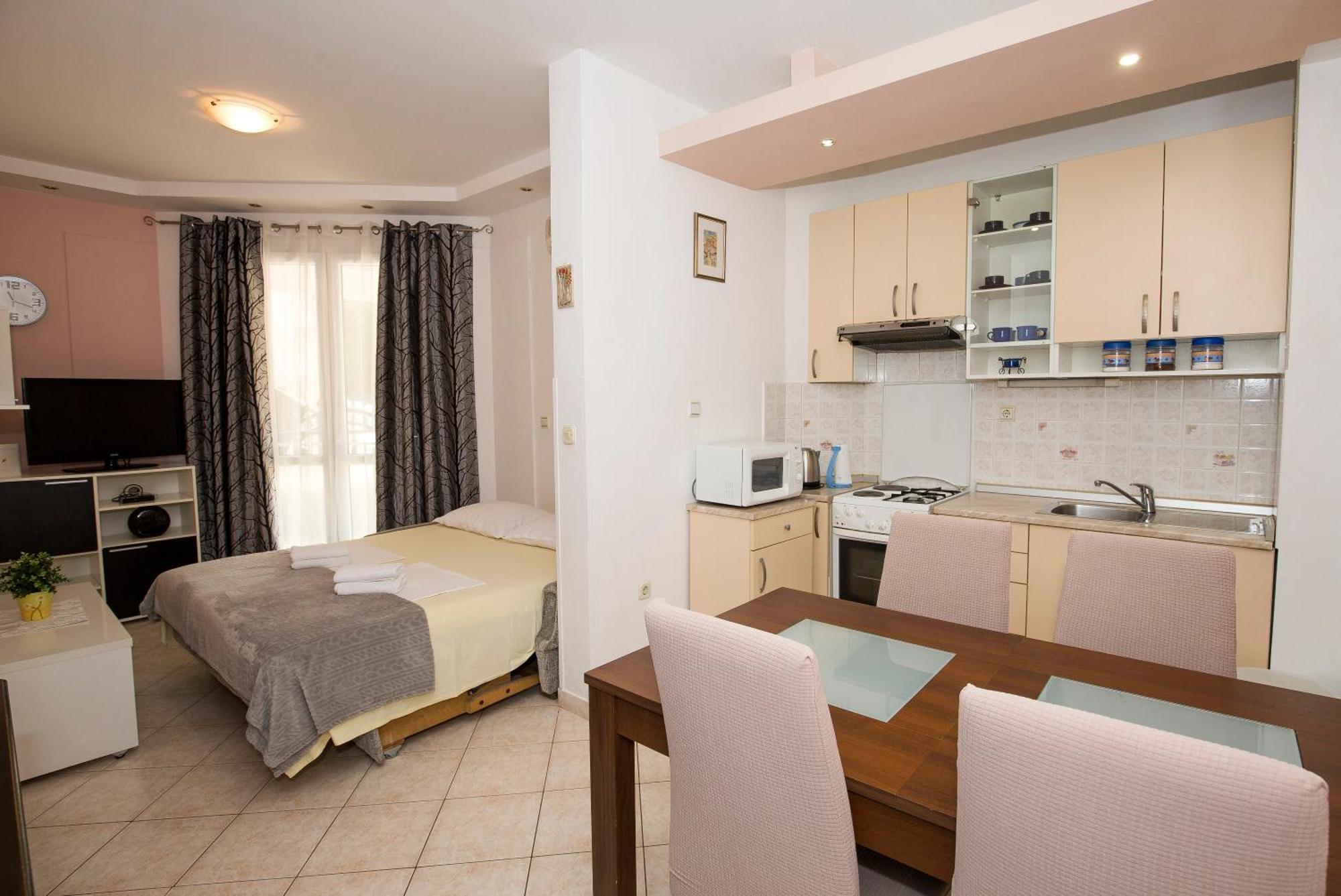 אומיס Apartman Roza מראה חיצוני תמונה
